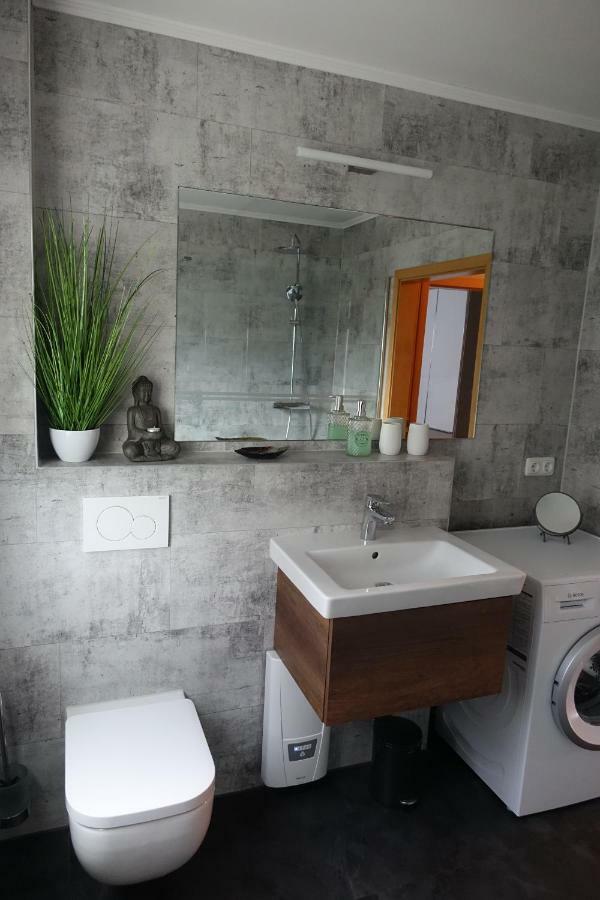 Moderne Ferienwohnung In Potsdam, Sehr Komfortabel, Ruhige Lage Extérieur photo